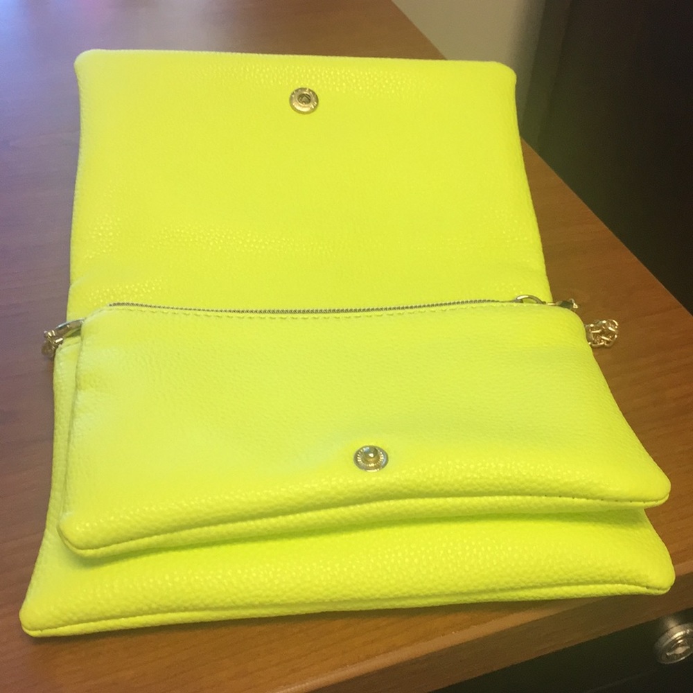 Purse - Picture 2 of 2